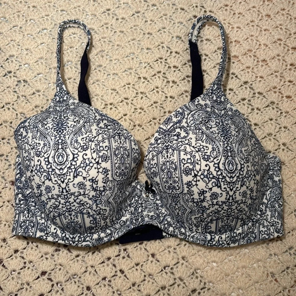 Soma Black and White Patterned Bra